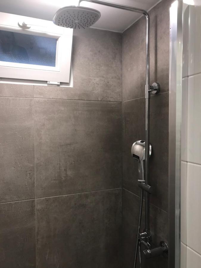 Studio Apartments Lace Novalja Bagian luar foto